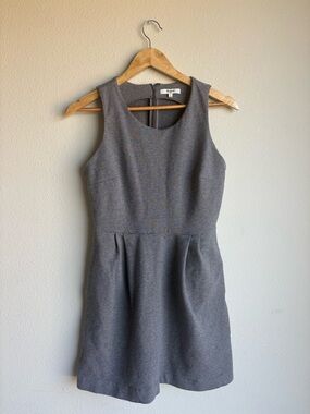 Madewell Sleeveless Gray Ponte Sheath Dress with Pockets